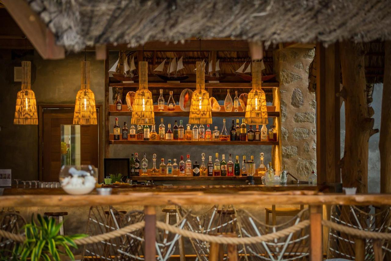 Les Lauriers Eco Hotel Anse Volbert Village Buitenkant foto